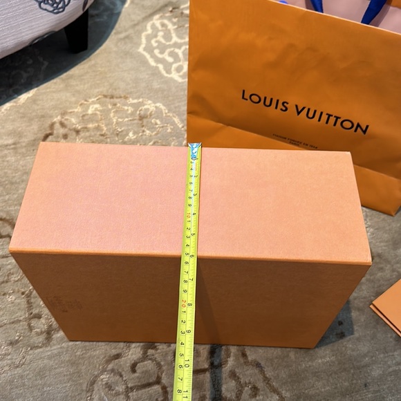 Authentic Louis Vuitton Empty Box - Picture 8 of 8